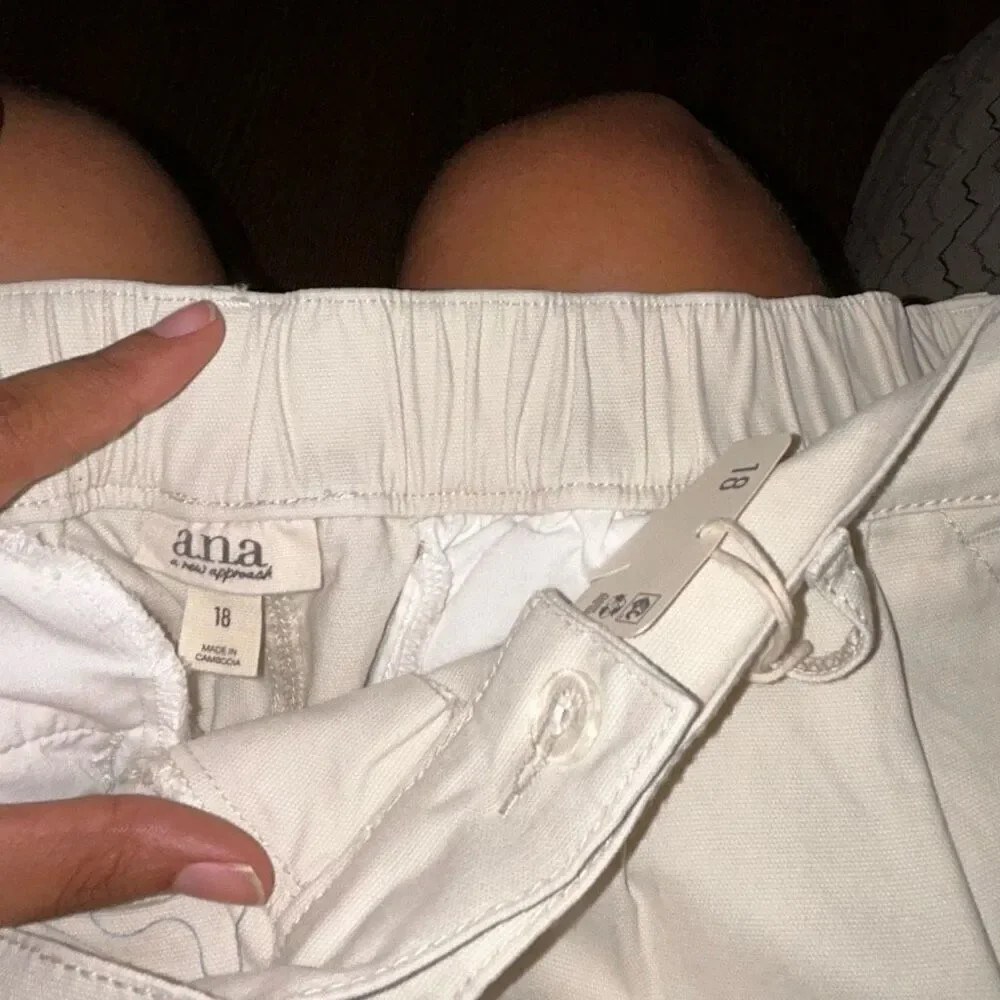 New A.N.A Shorts